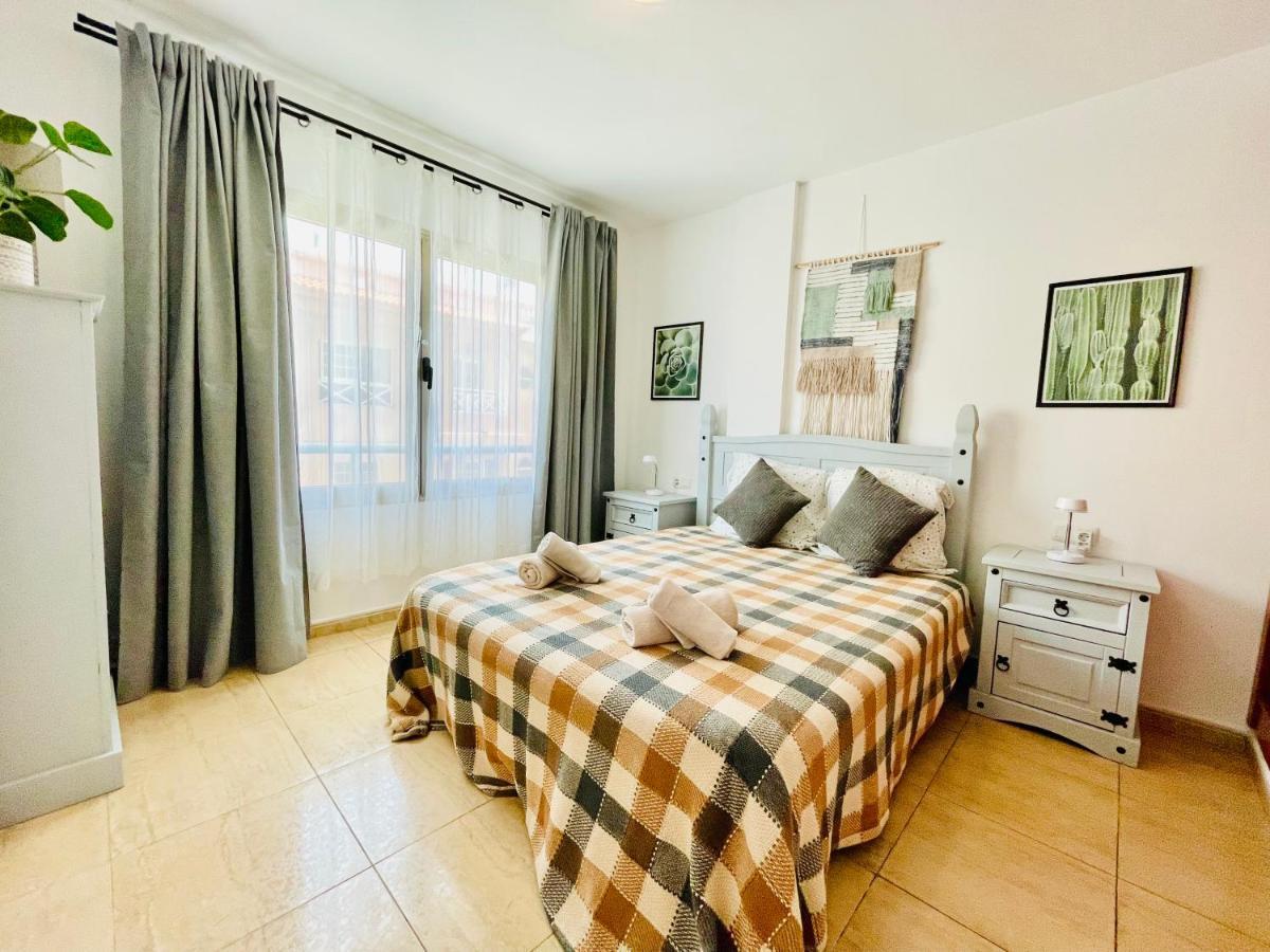 Rooftop Pool Apartment คอร์ราเลโฮ ภายนอก รูปภาพ